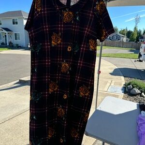 Piphany Multicolor Floral Plaid Top